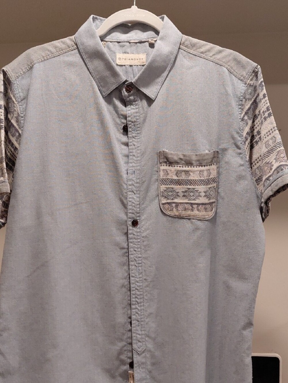 7 Diamonds Light Blue Short Sleeve Button-Down Shirt with Patterned Pocket